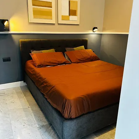 Via Veneto Luxury House アパート
